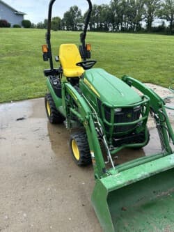 2020 John Deere 1025R Image