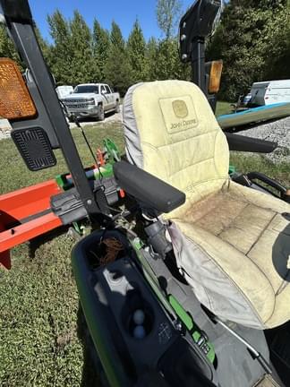 Image of John Deere 1025R equipment image 3
