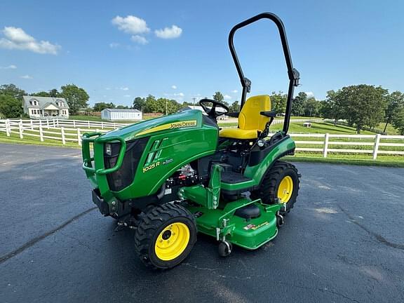 Image of John Deere 1025R equipment image 1