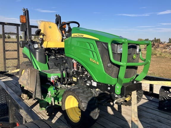 2020 John Deere 1025R Equipment Image0