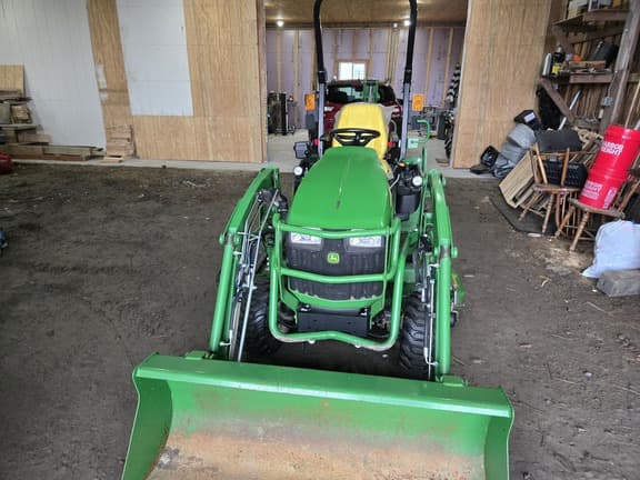 Image of John Deere 1025R equipment image 1