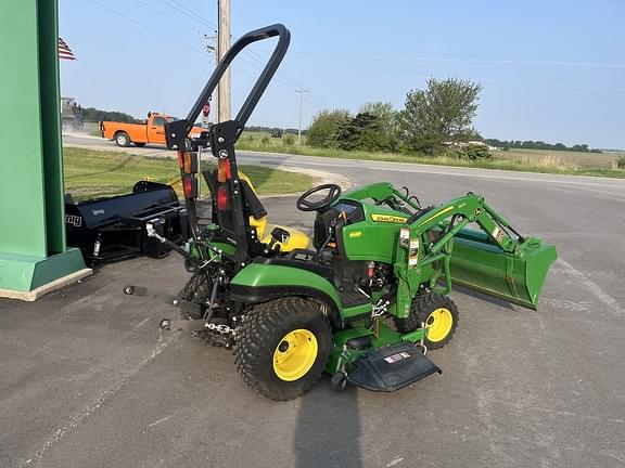 Image of John Deere 1025R equipment image 4