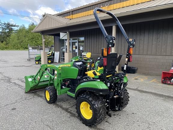 Image of John Deere 1025R equipment image 3