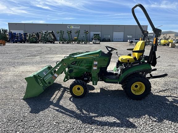 Image of John Deere 1025R equipment image 1