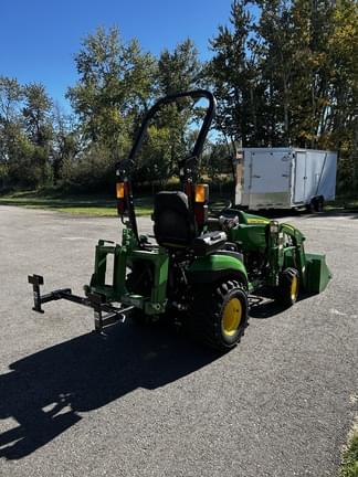 Image of John Deere 1025R equipment image 4