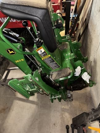 Image of John Deere 1025R equipment image 4