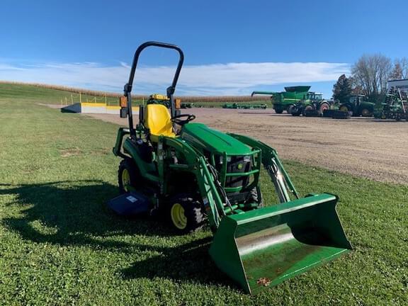 Image of John Deere 1025R equipment image 4