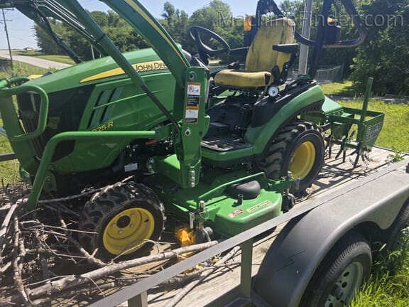 2020 John Deere 1025R Equipment Image0