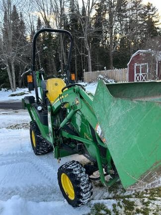 Image of John Deere 1025R equipment image 2