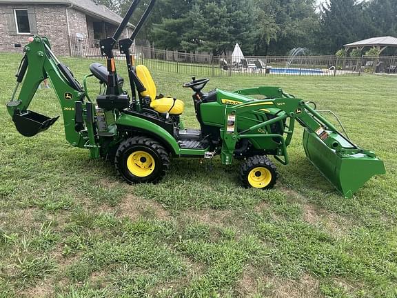 Image of John Deere 1025R equipment image 2