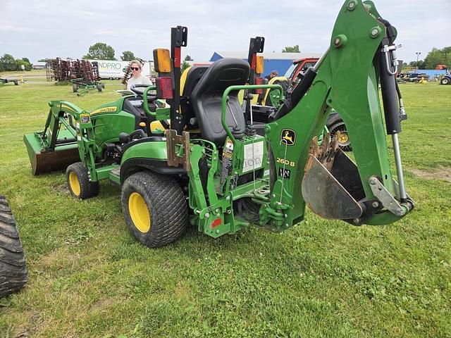 Image of John Deere 1025R equipment image 4