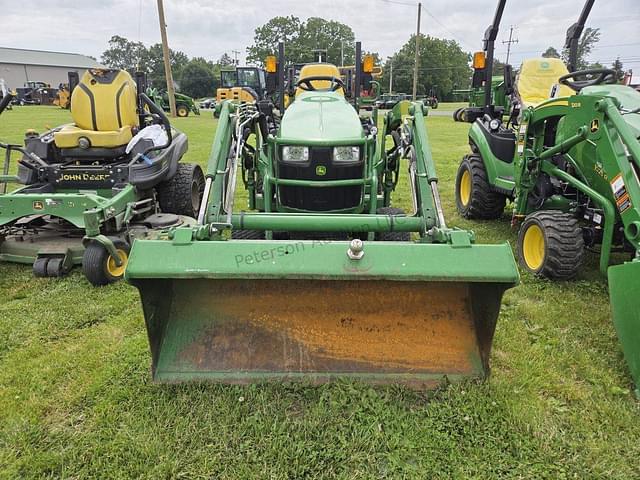 Image of John Deere 1025R equipment image 1