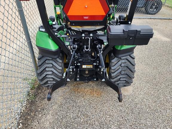 Image of John Deere 1025R equipment image 1