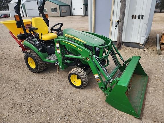 Image of John Deere 1025R Primary image