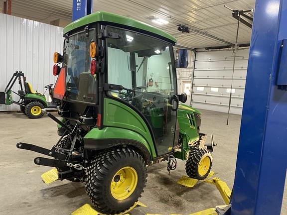 Image of John Deere 1025R equipment image 1