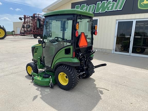 Image of John Deere 1025R equipment image 4