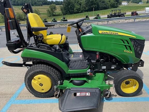 Image of John Deere 1025R equipment image 1