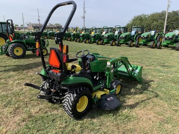 Image of John Deere 1025R equipment image 4