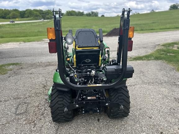 Image of John Deere 1025R equipment image 4