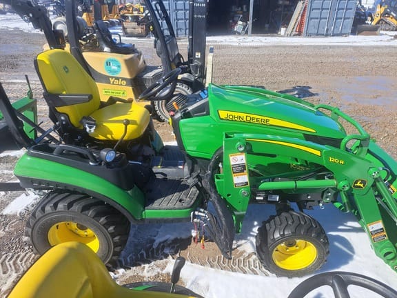 Main image John Deere 1025R