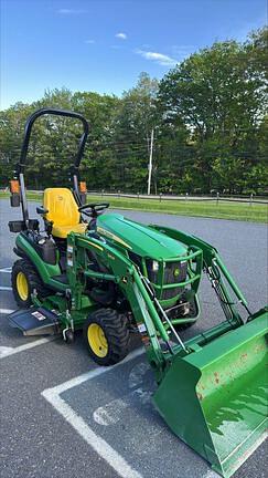 Image of John Deere 1025R equipment image 3