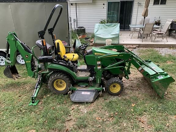 Image of John Deere 1025R equipment image 3