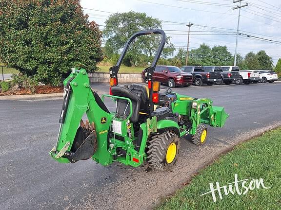 Image of John Deere 1025R equipment image 4