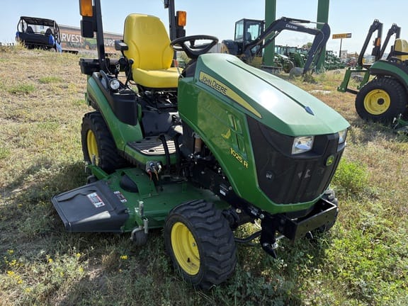 2020 John Deere 1025R Equipment Image0