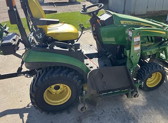 Image of John Deere 1025R Primary image