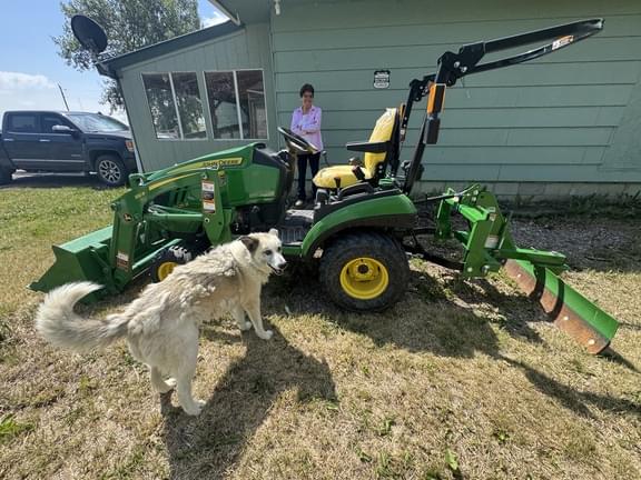 Image of John Deere 1025R equipment image 1