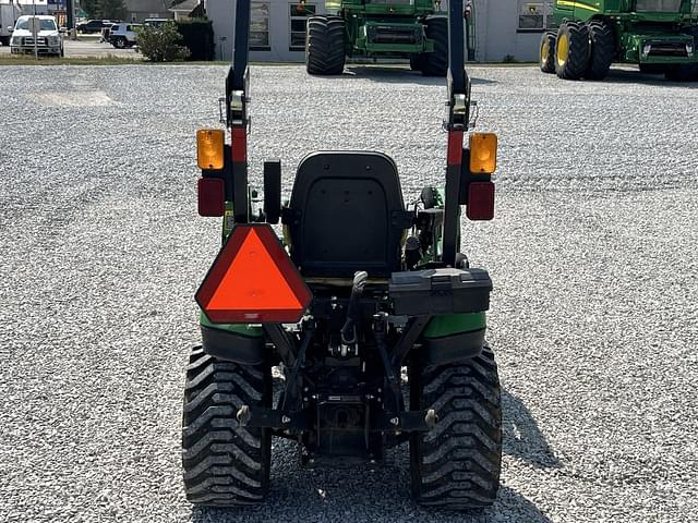 Image of John Deere 1025R equipment image 3