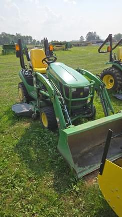 Image of John Deere 1025R equipment image 1