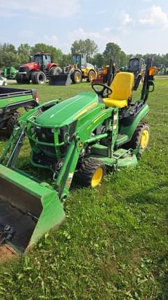 Image of John Deere 1025R equipment image 3