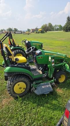 Image of John Deere 1025R equipment image 2