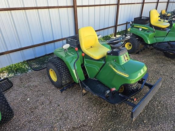 Image of John Deere 1200A equipment image 2