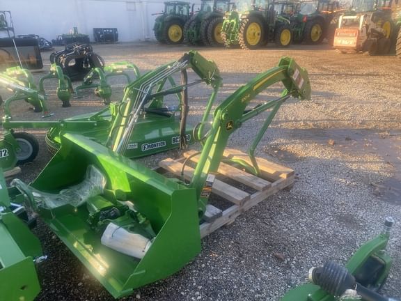 Main image John Deere 120R