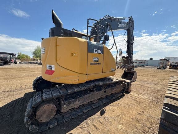 Image of John Deere 135G equipment image 1