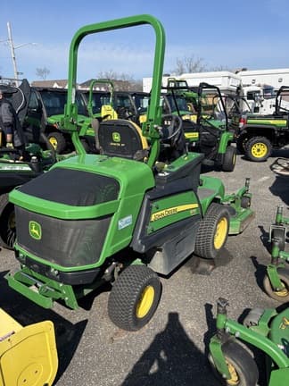 Image of John Deere 1570 equipment image 1