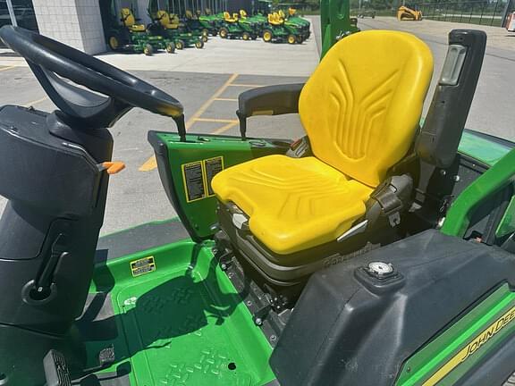 Image of John Deere 1570 equipment image 3