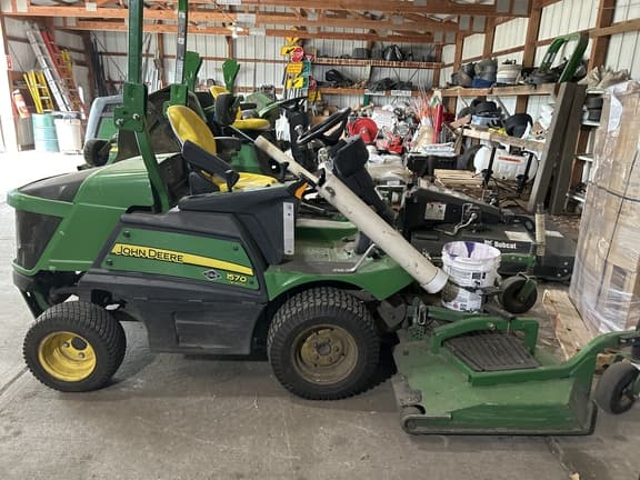 Image of John Deere 1570 equipment image 1