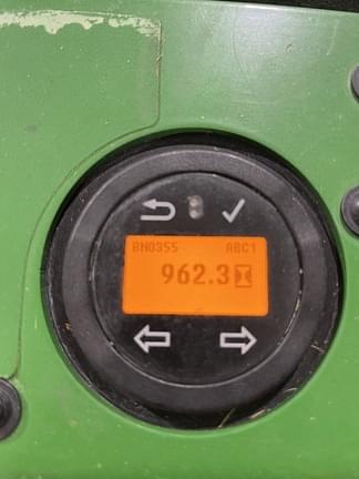 Image of John Deere 1570 equipment image 1