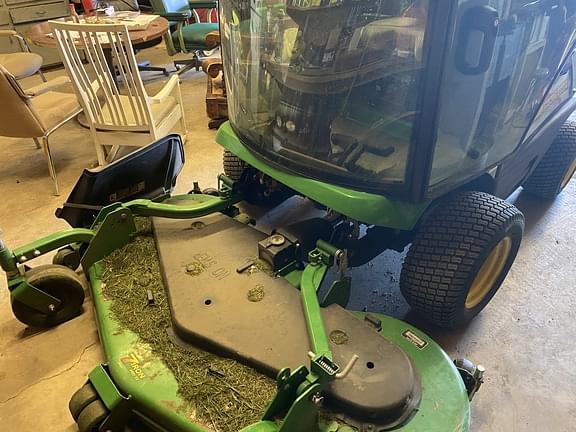 Image of John Deere 1575 equipment image 3