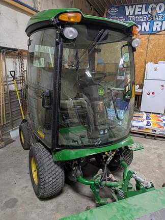 Image of John Deere 1585 Primary image