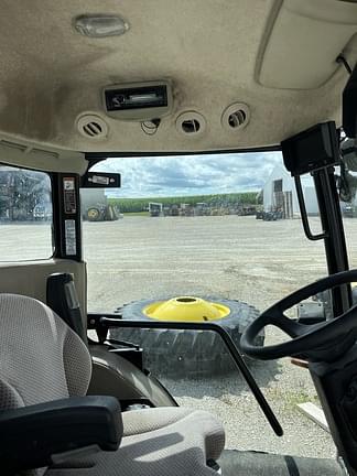 Image of John Deere 1585 equipment image 3