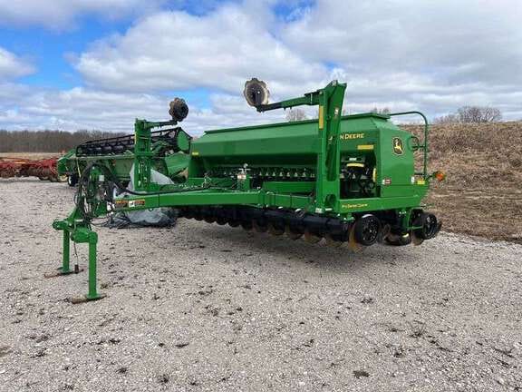 Main image John Deere 1590