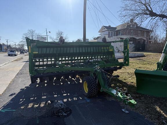 Image of John Deere 1590 Primary image