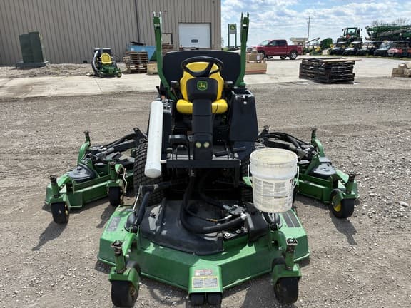 Image of John Deere 1600 Turbo III equipment image 1