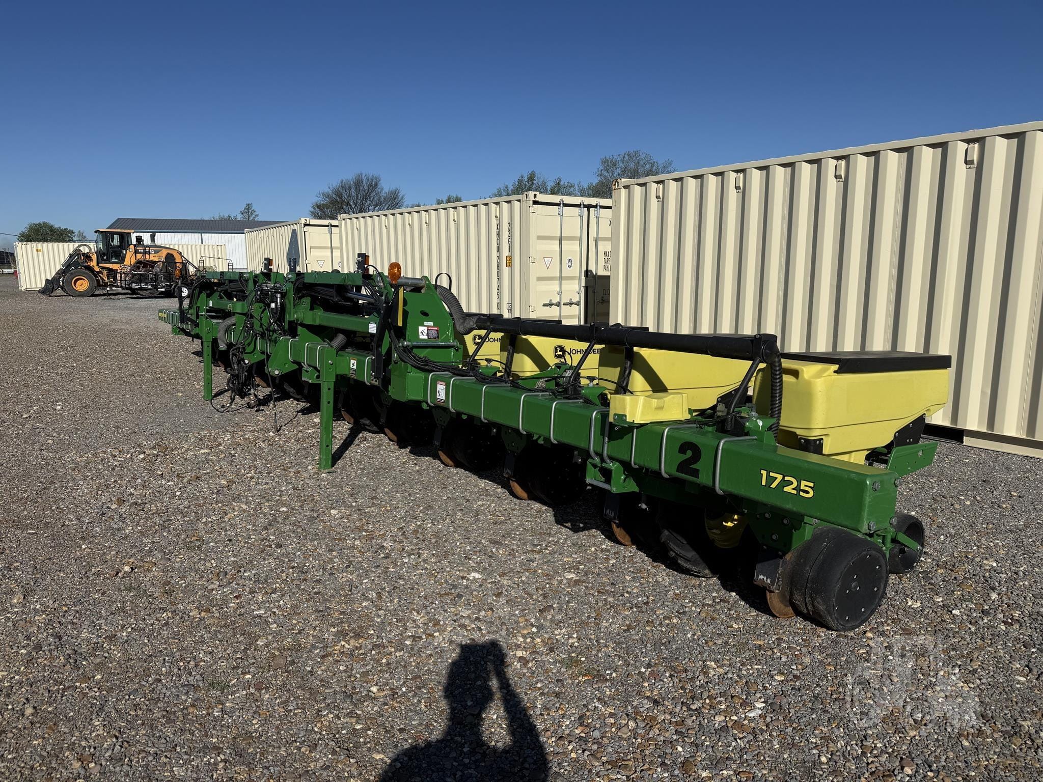 2020 John Deere 1725 Equipment Image0