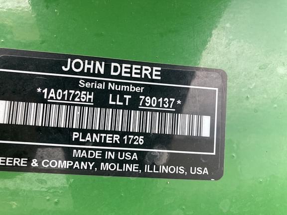 Image of John Deere 1725C equipment image 1