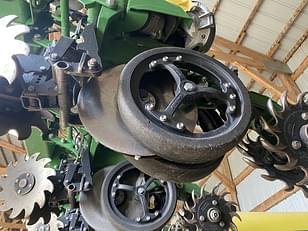 Main image John Deere 1725 26